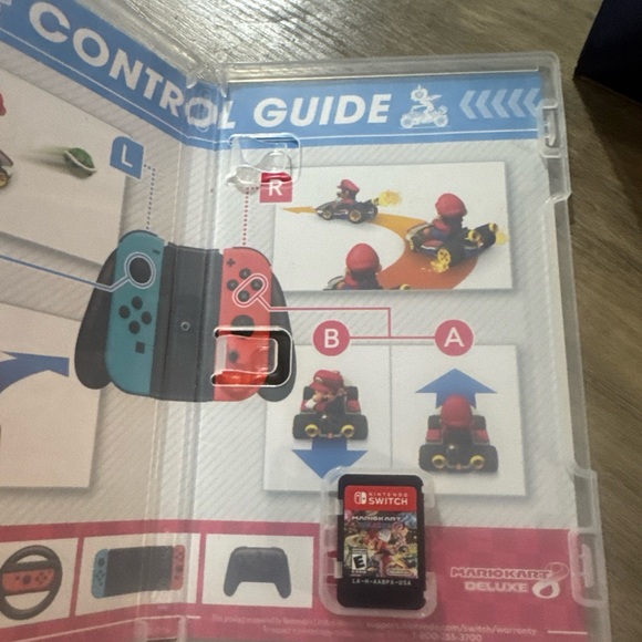 Nintendo Mario Kart 8 Deluxe - like new adult owned - Picture 2 of 4